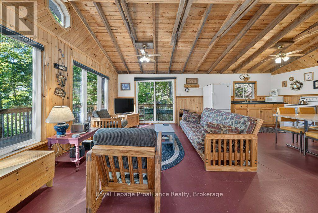 1239 Chimney Point Lane, North Frontenac, ON photo 18