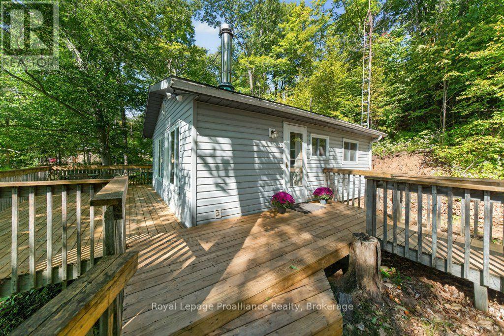 1239 Chimney Point Lane, North Frontenac, ON photo 31