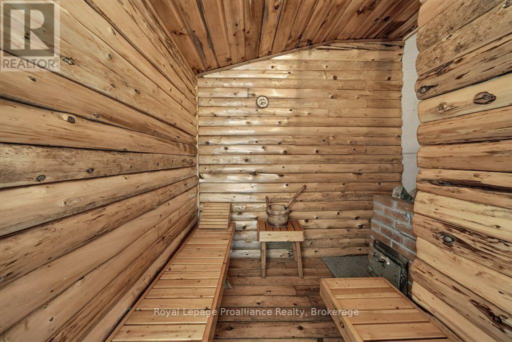 1239 Chimney Point Lane, North Frontenac, ON photo 35