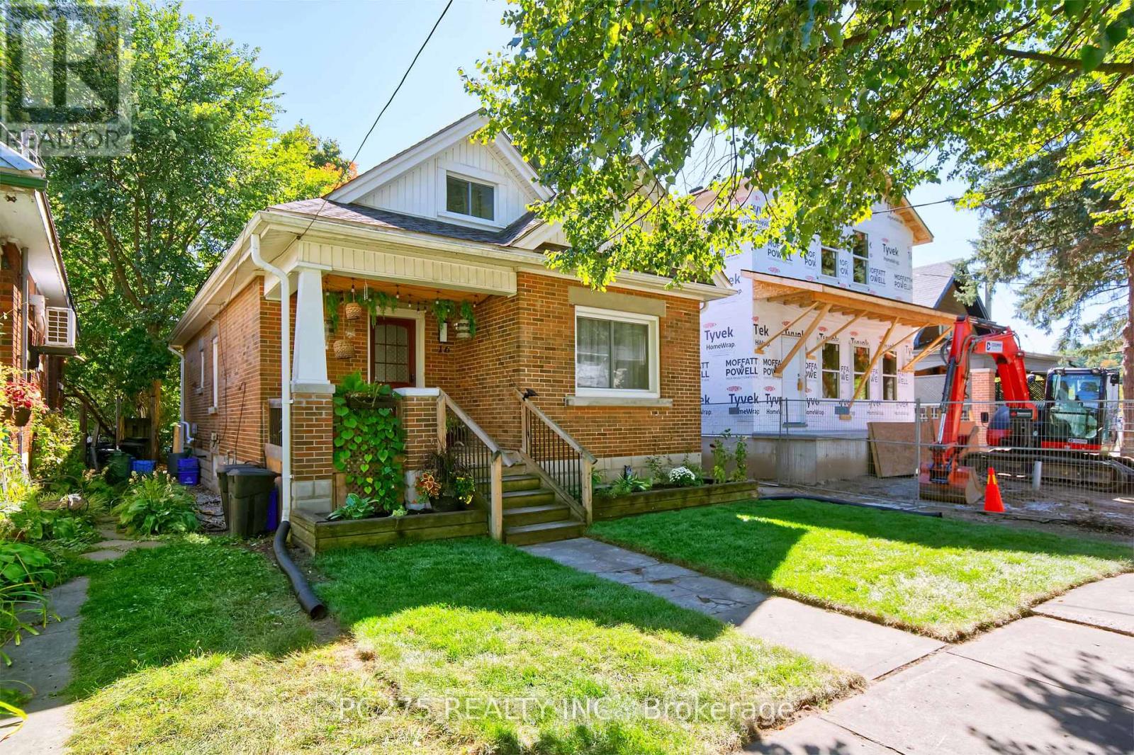 16 Barrington Avenue, London North (North N), Ontario, N6H1J9, London North (North N), Ontario — photo 2 of 5