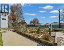 5795 Wales Street, Vancouver, BC V5R0E6 Photo 34