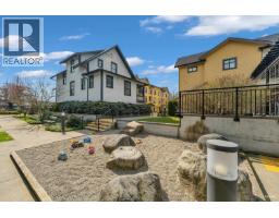 5795 Wales Street, Vancouver, BC V5R0E6 Photo 35