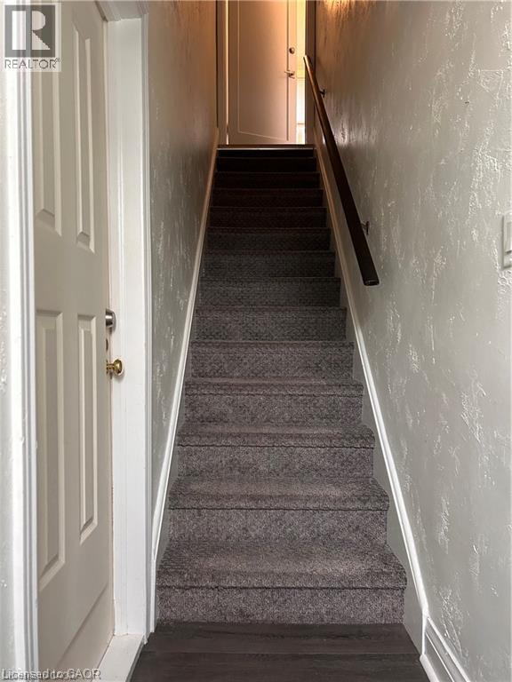 557 S STIRLING Avenue S Unit# Upper — photo 3
