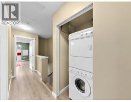 26 9229 University Crescent, Burnaby, BC V5A4Z2 Photo 25