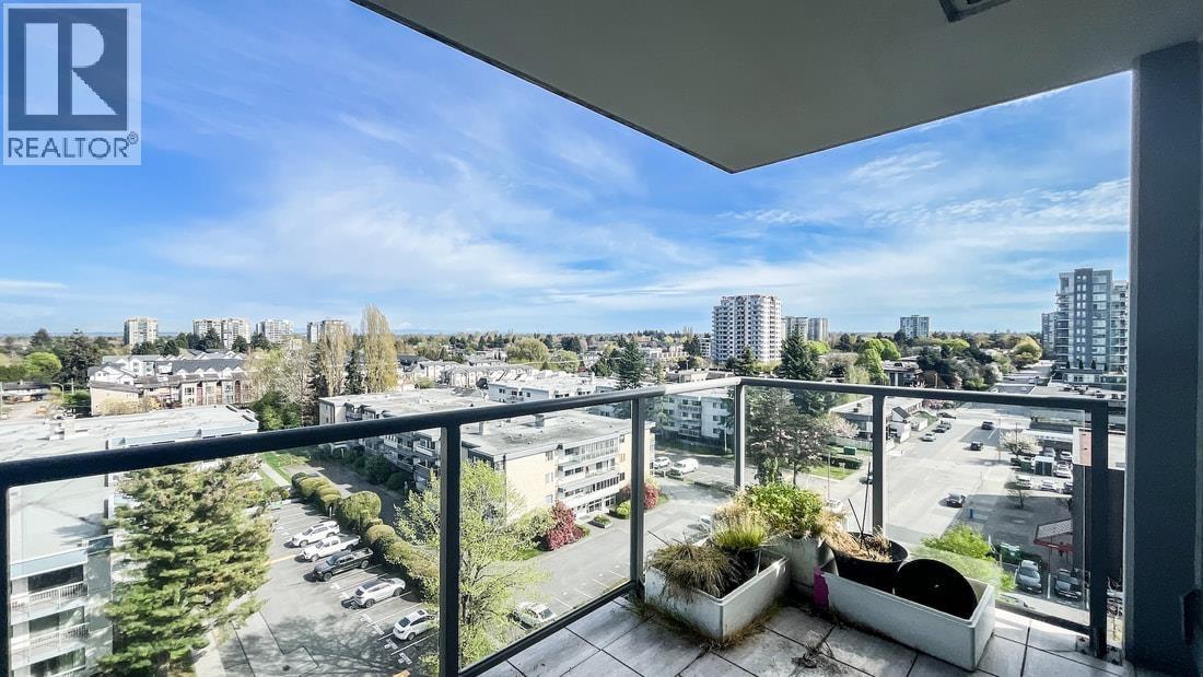 Property for sale at 1106 6331 BUSWELL STREET