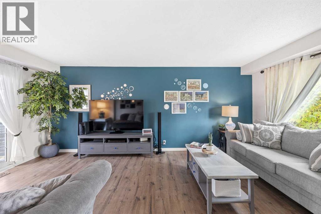 6824 43 Avenue NE - 13