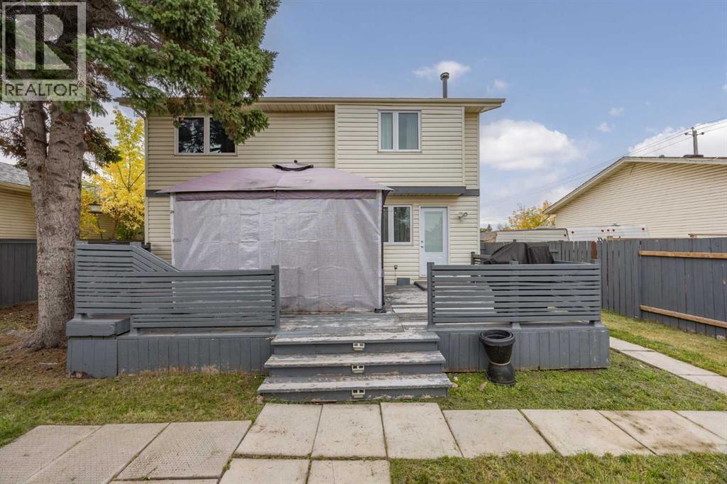 6824 43 Avenue NE - 36