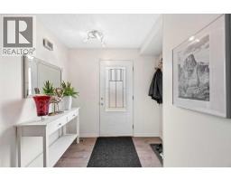 6824 43 Avenue NE - photo 3