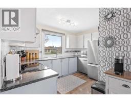 Bedroom - 6824 43 Avenue Ne, Calgary, AB T1Y5P2 Photo 6
