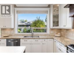 358 W 15th Street, North Vancouver, BC V7M1S5 Photo 14