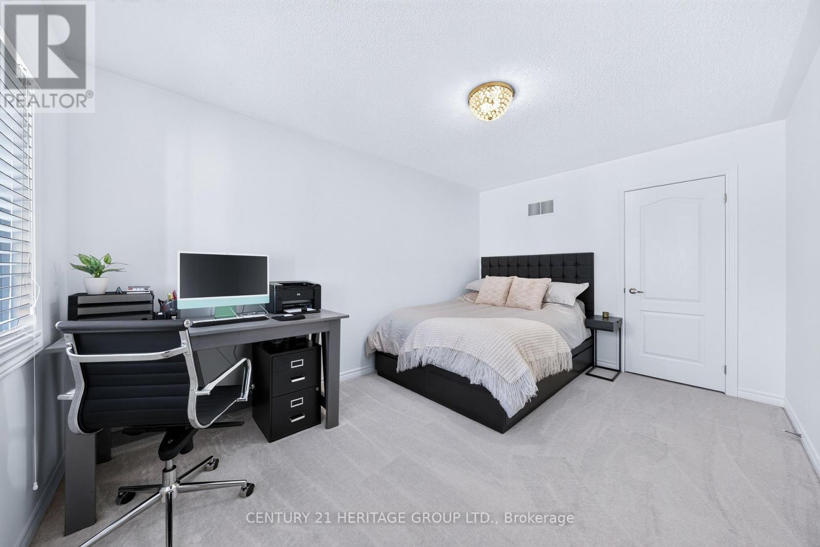 244 GORD CLELLAND GATE - Image 30