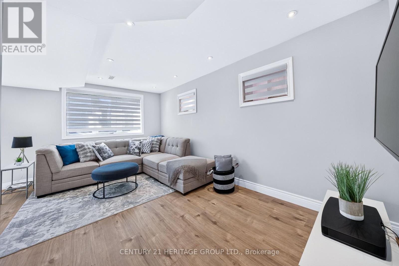 244 GORD CLELLAND GATE - Image 38