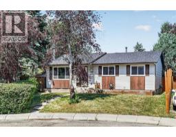 136 Templeview Place NE - photo 3