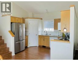 98 Country Hills Heights NW - photo 7