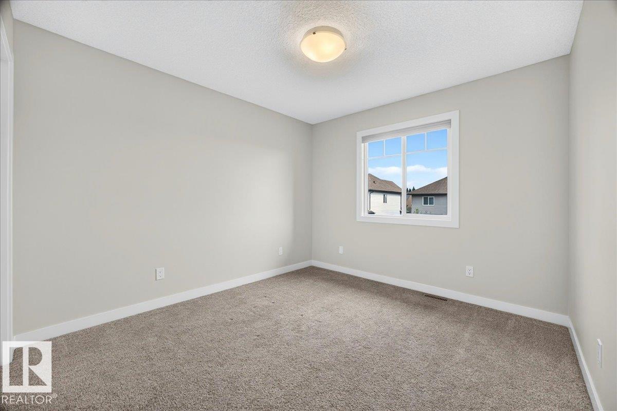 100 MEADOWLAND CR - 29