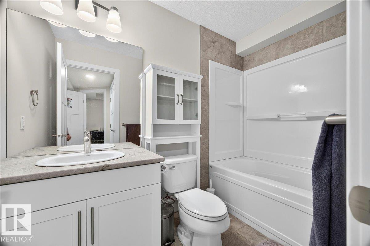 100 MEADOWLAND CR - Image 33