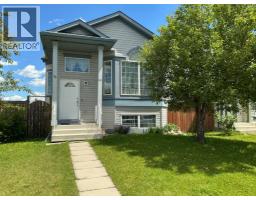 98 Country Hills Heights NW - photo 1