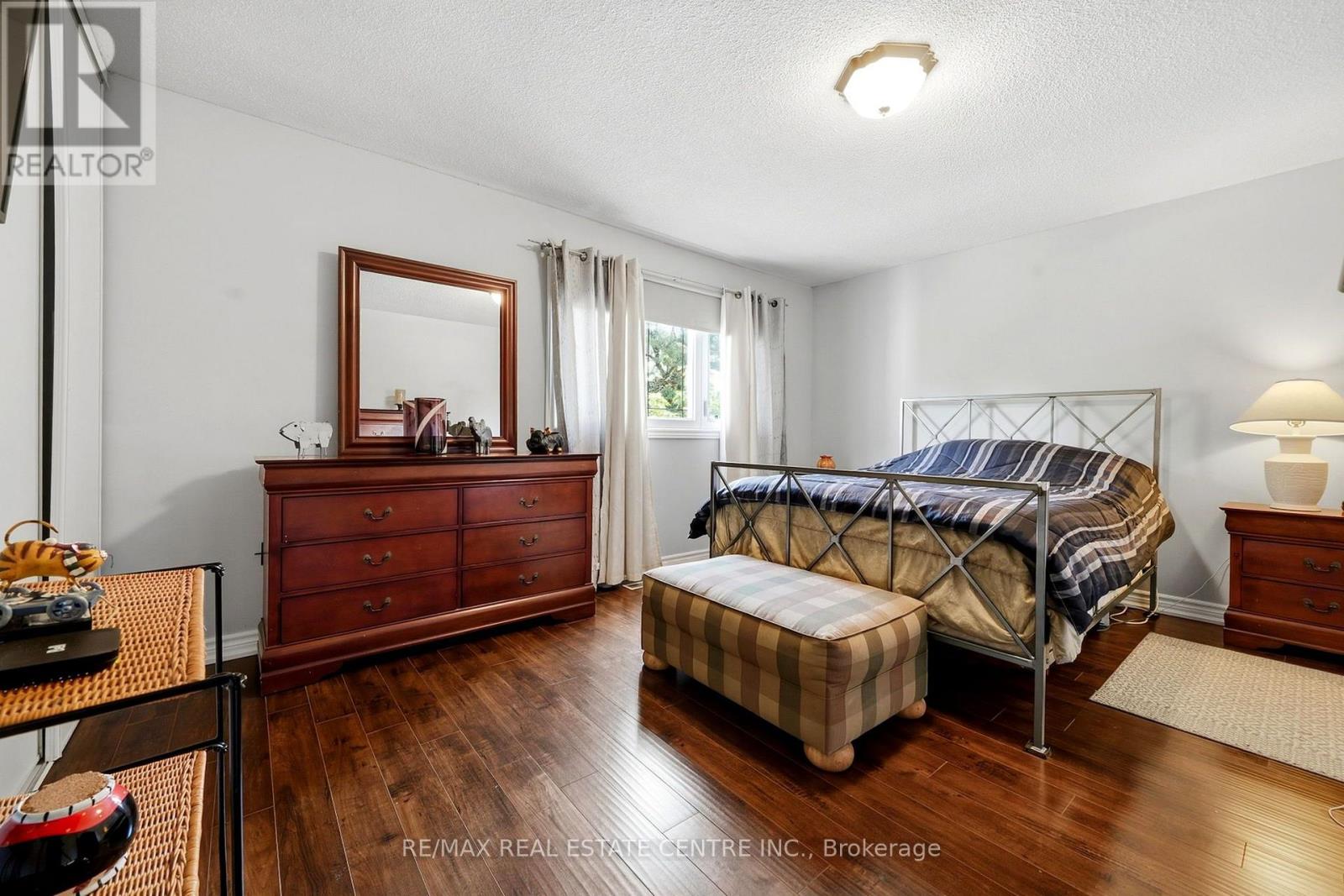 44 MADELAINE CRESCENT - Image 33