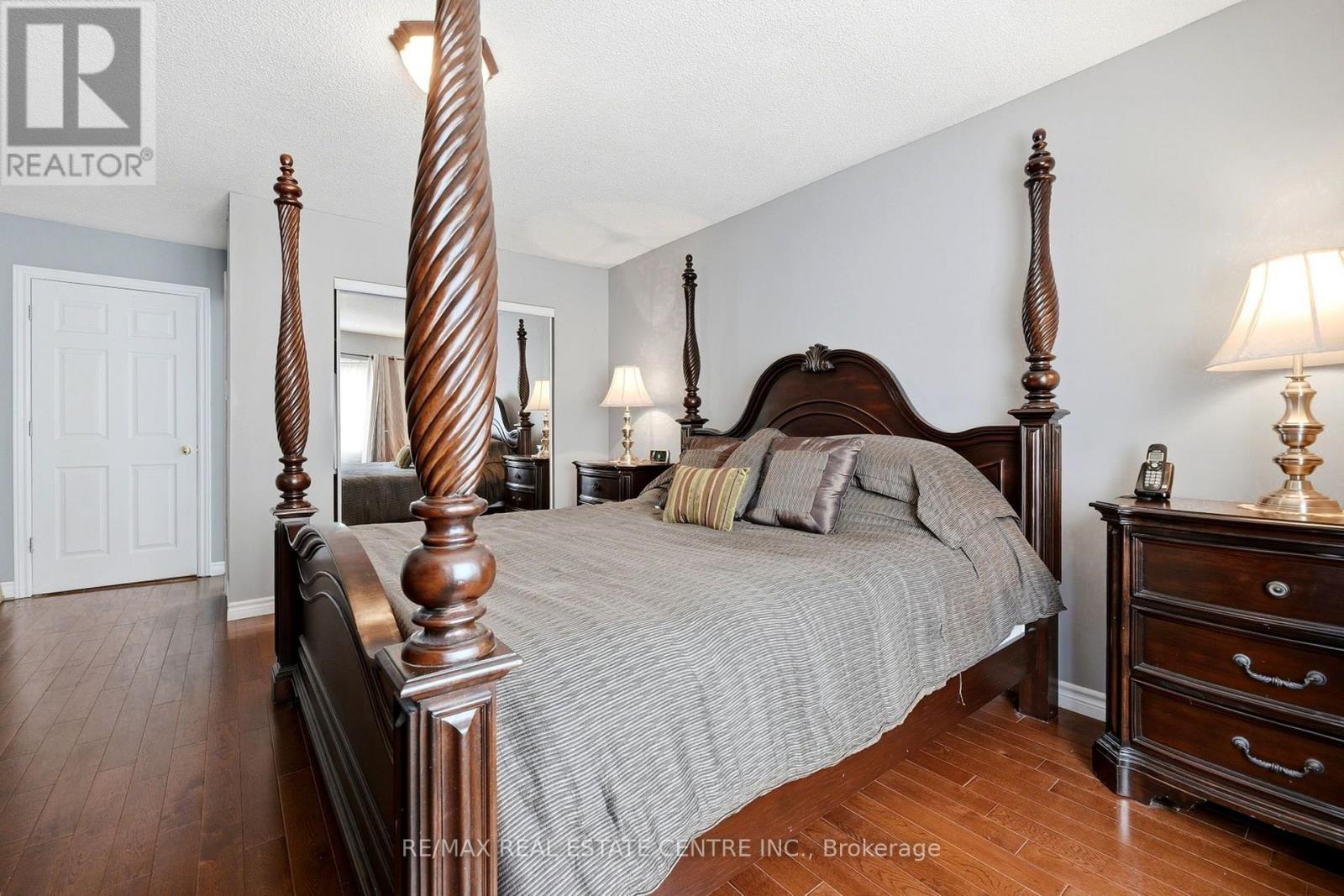 44 MADELAINE CRESCENT - 24