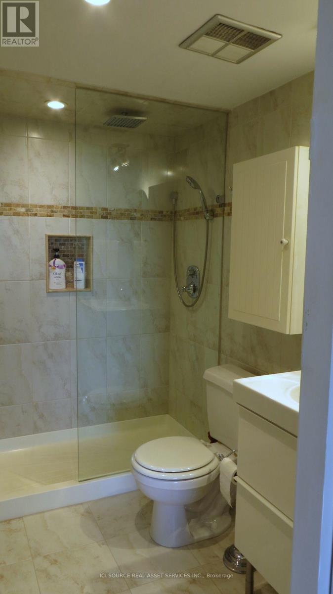 #1702 50 QUEBEC AVENUE - 13
