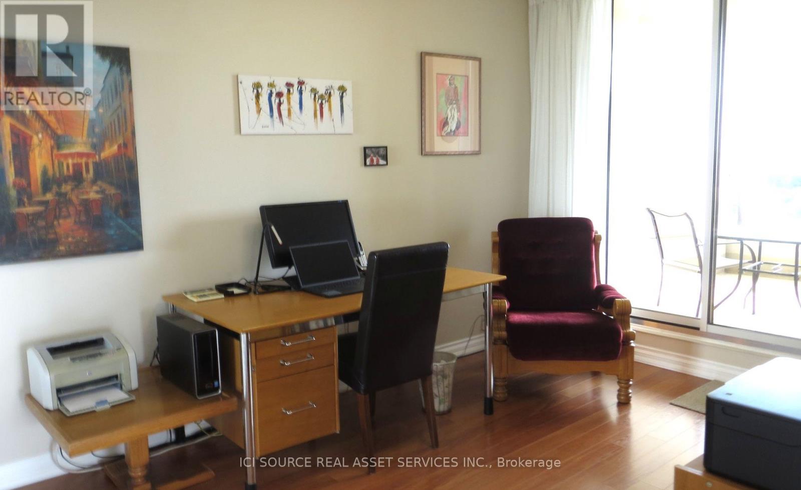 #1702 50 QUEBEC AVENUE - 17