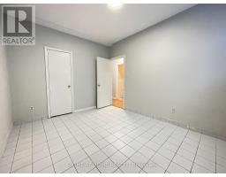 B12 - 33 Flamborough Drive, Toronto, ON M6M2R5 Photo 9