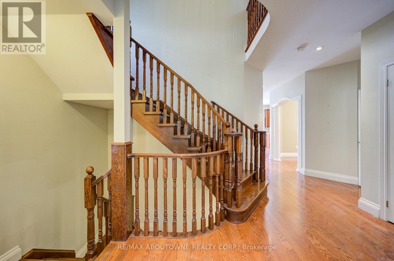 2435 HERTFORDSHIRE WAY, Oakville (JC Joshua Creek) — photo 3