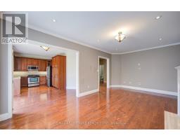 2435 Hertfordshire Way, Oakville, ON L6H7M8 Photo 13