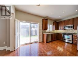 2435 Hertfordshire Way, Oakville, ON L6H7M8 Photo 15