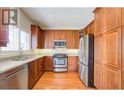 2435 Hertfordshire Way, Oakville, ON L6H7M8 Photo 18
