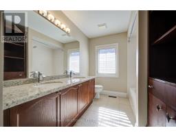 2435 Hertfordshire Way, Oakville, ON L6H7M8 Photo 25