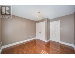 2435 Hertfordshire Way, Oakville, ON L6H7M8 Photo 31
