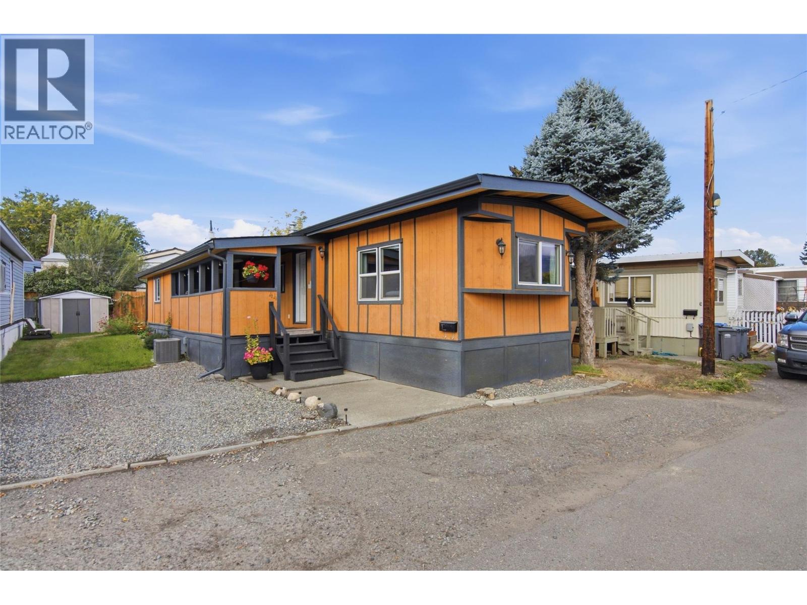 #44E 44 EDWARD Street - Image 27
