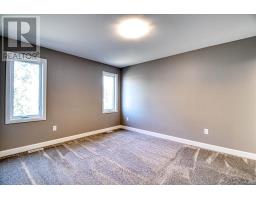 100 Arrowhead Lane, Chatham Kent, ON N7M0T2 Photo 13