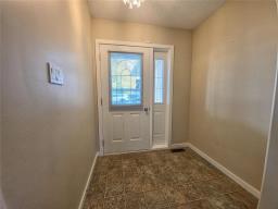 25 Falcon Place, Brandon, MB R7B4A1 Photo 9