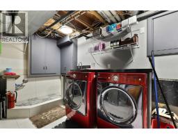 2908 7 Avenue NW - photo 33