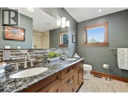 2908 7 Avenue NW - photo 24