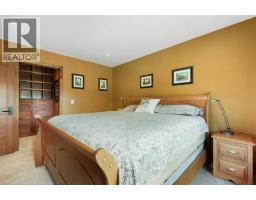 2908 7 Avenue NW - photo 21
