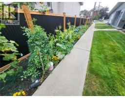 601 Wade Avenue W Unit# 105, Penticton, BC V2A1V6 Photo 9