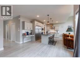 Living room - 107 Westgate Drive, Coaldale, AB T1M0E1 Photo 7