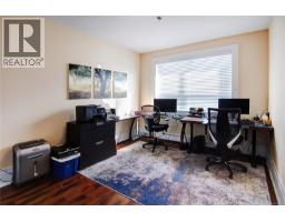1064 Beverley Pl, Victoria, BC V8S3Z8 Photo 48