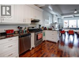 1064 Beverley Pl, Victoria, BC V8S3Z8 Photo 34