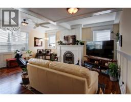 1064 Beverley Pl, Victoria, BC V8S3Z8 Photo 45