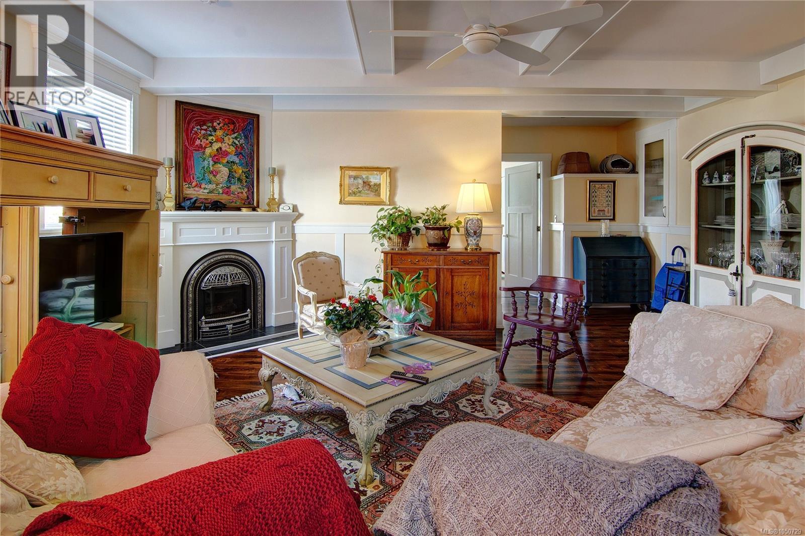 1064 Beverley Pl - 56