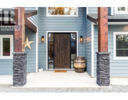 Kitchen - 3200 20 Street Ne, Salmon Arm, BC V1E2G9 Photo 6