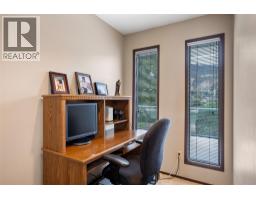 4313 Furiak Road, Kamloops, BC V2H1L3 Photo 31