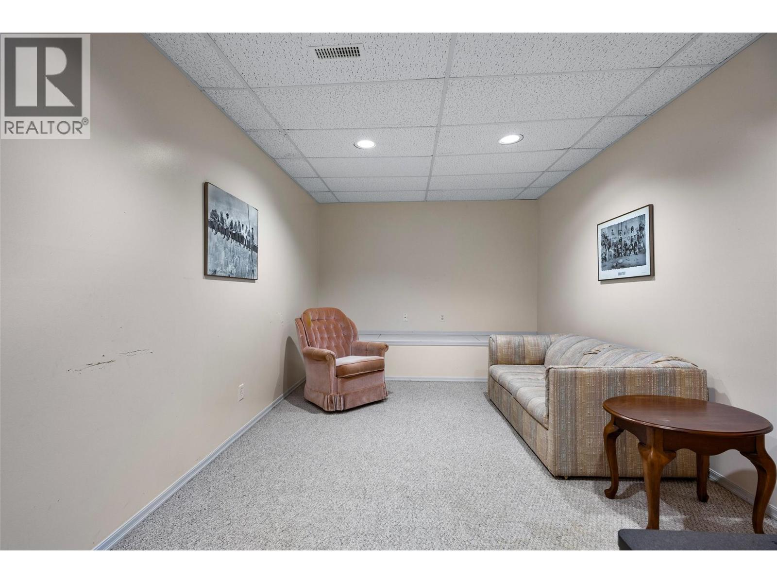 4313 Furiak Road - Image 43