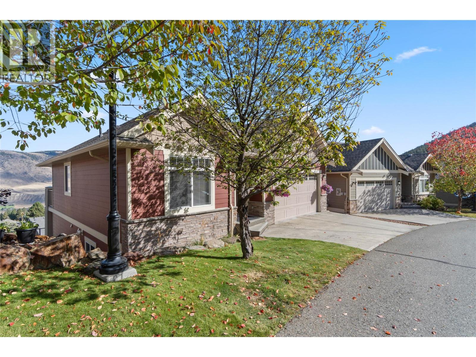 #112 1939 COLDWATER Drive - Image 35