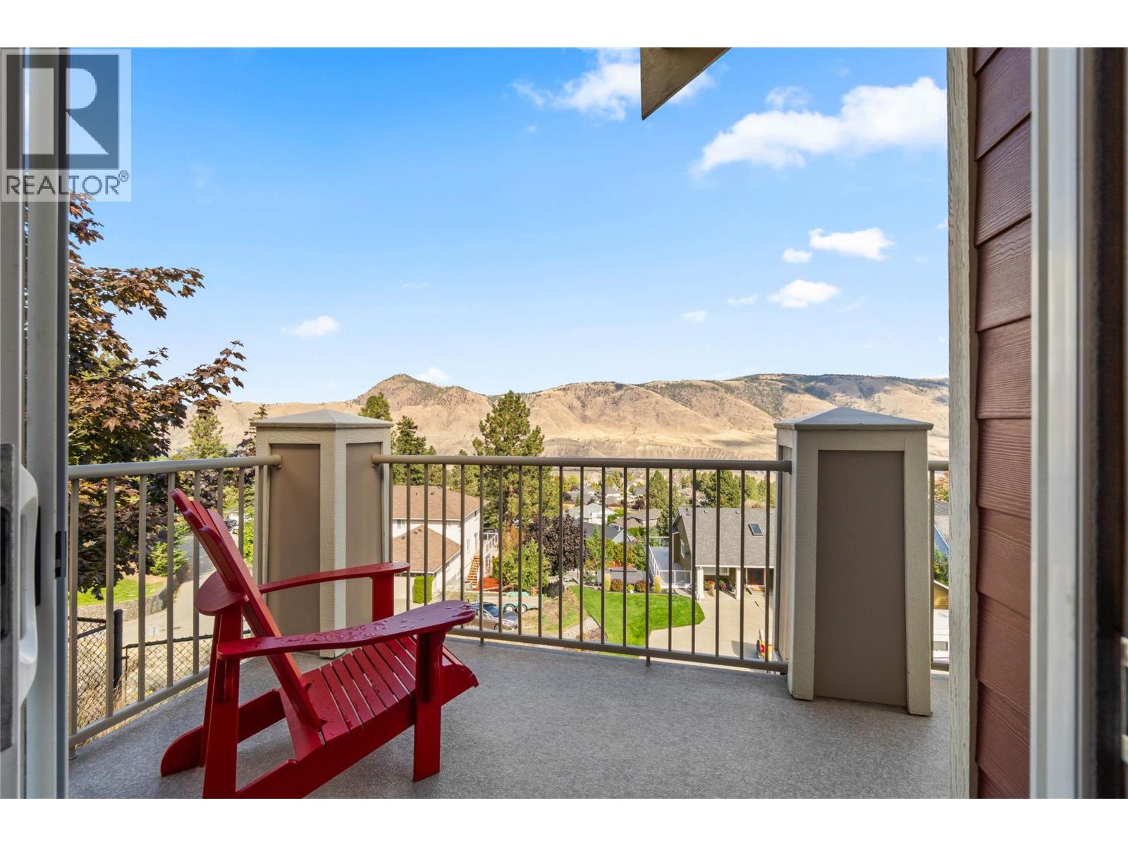 #112 1939 COLDWATER Drive - Image 42