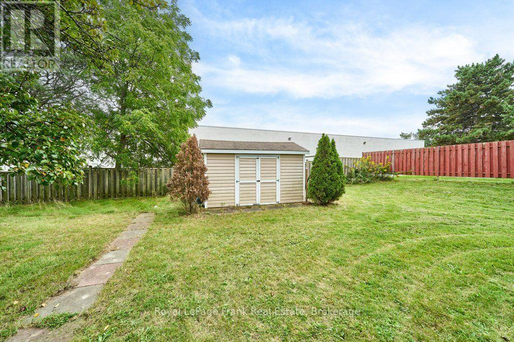 1535 DUNDAS STREET E, Whitby (Blue Grass Meadows) — photo 5
